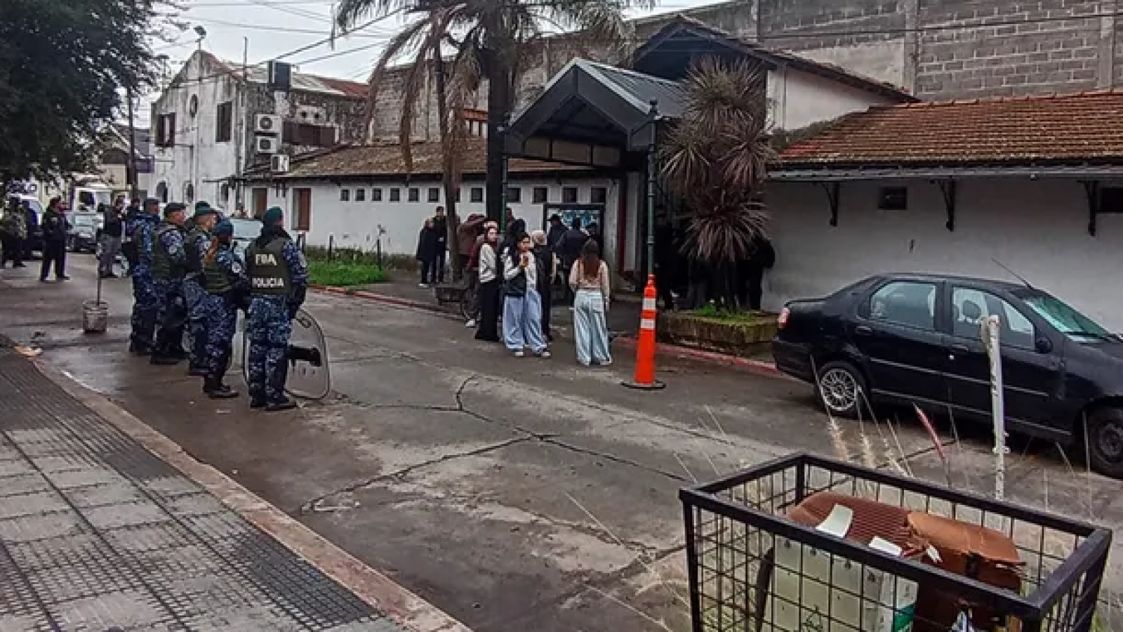 Megaoperativo en Morón: desalojaron el histórico boliche Pinar de Rocha por una presunta deuda