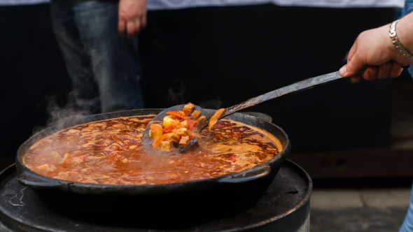 Carlos Keen: llega la Fiesta de Comidas al Disco con shows en vivo y propuestas gastronómicas