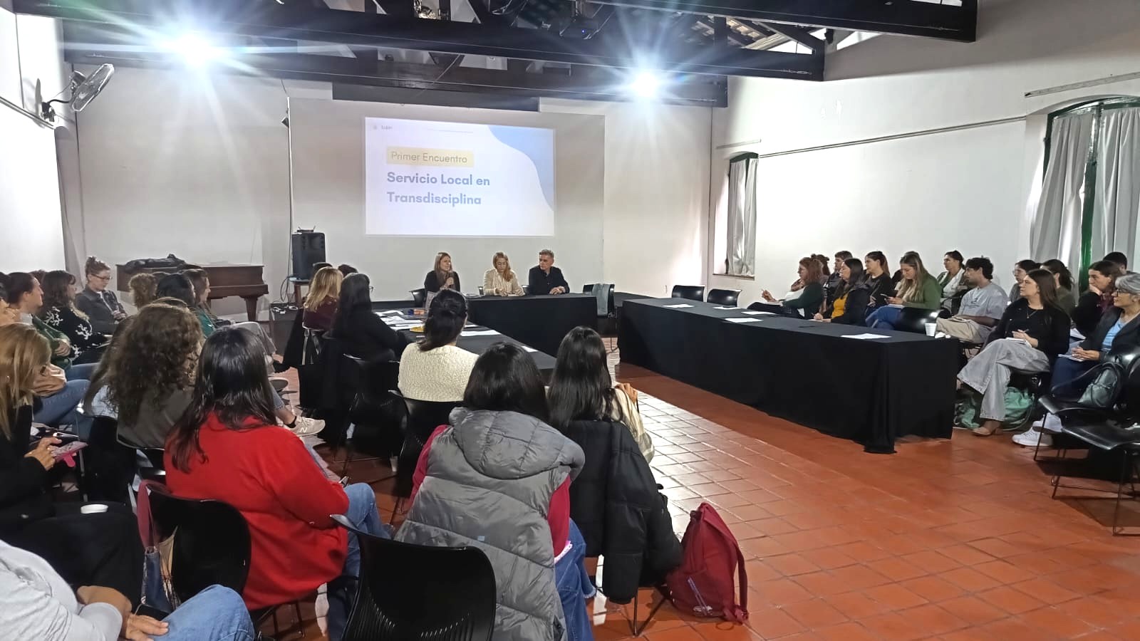 Luján realizó la primera Mesa de Trabajo del Servicio Local en Transdisciplina para fortalecer la protección de la niñez