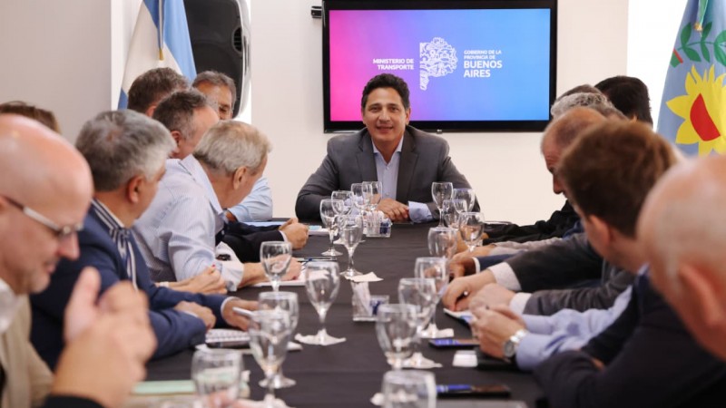 Transporte: Marinucci reunió a las cámaras y advirtió que la crisis se agrava por la falta de respuestas de Nación