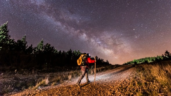 Luján inaugura la muestra "Iacobus Gaudet" sobre el Camino de Santiago en el Museo de Bellas Artes