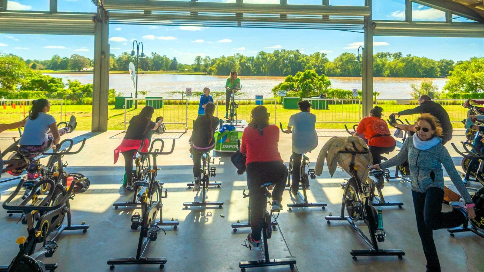 San Fernando invita a una nueva ExpoFitness el sábado en el Parque Náutico