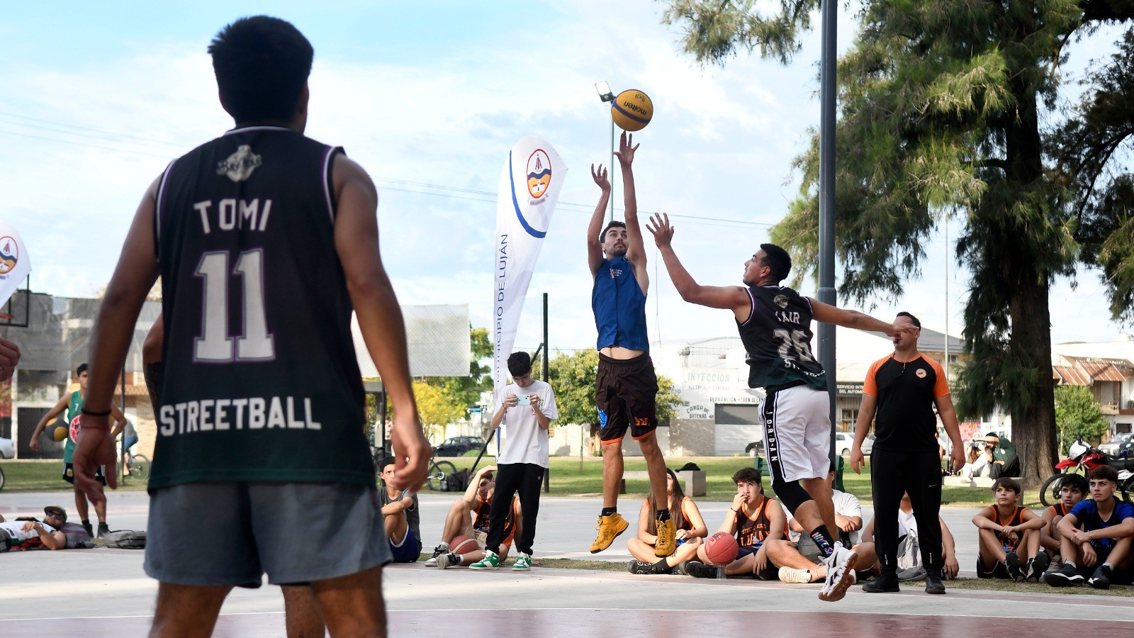Luján celebra el aniversario de las canchas del Parque San Martín con un gran torneo mixto de básquet 3x3