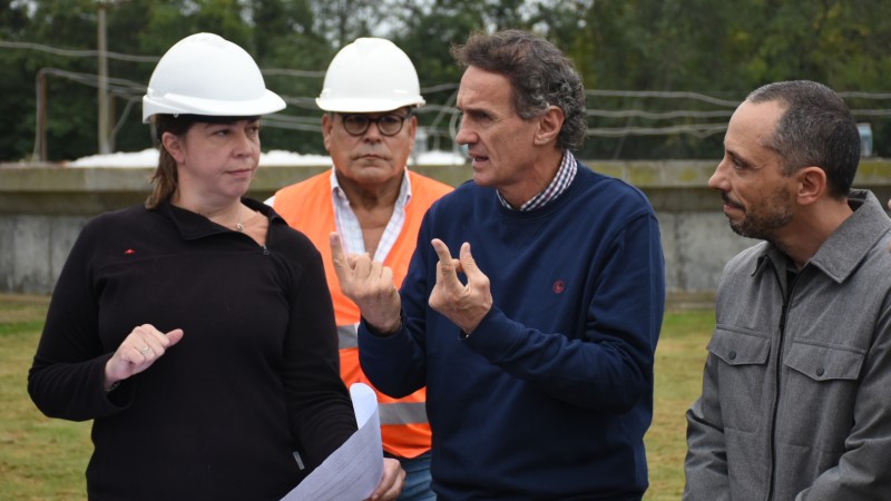 En Mercedes, Katopodis recorrió las obras de ampliación en la Planta de Tratamiento Cloacales