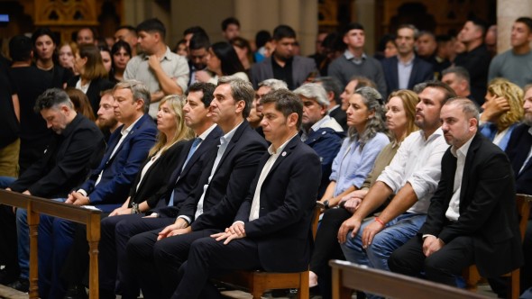 Kicillof participó en Luján de actos en homenaje al Papa Francisco