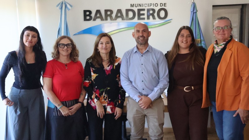 Baradero firmó su adhesión al programa Municipios por la Igualdad junto a la ministra Estela Díaz