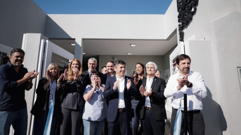 Kicillof inauguró un centro de cuidado familiar y comunitario en Dock Sud