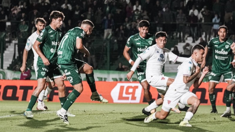 Dura derrota para Tigre en Junín: cayó ante Sarmiento y estira su racha sin triunfos en el Torneo Apertura