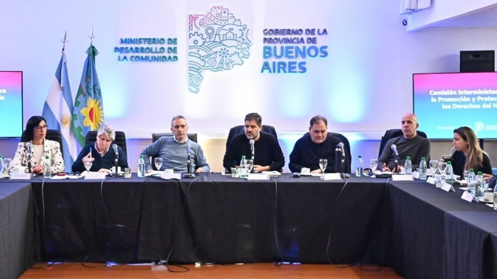 Kicillof activó un abordaje interministerial por amenazas en escuelas bonaerenses: investigan más de 60 casos