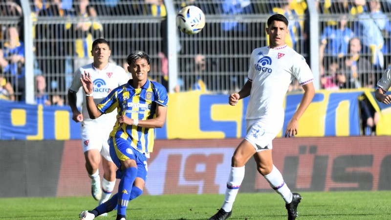 Tigre empató con Rosario Central en Arroyito y quedó a un paso de los playoffs del Torneo Apertura