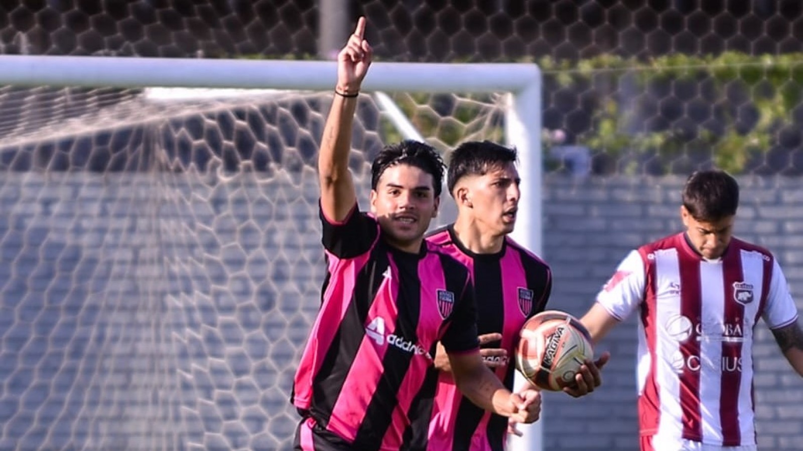 Primera victoria como local para Atlético Escobar en el Federal A