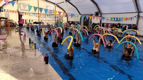 Con el lema "Aqua en acción", el Municipio de Tigre realizó una nueva Masterclass de Aquagym en Don Torcuato