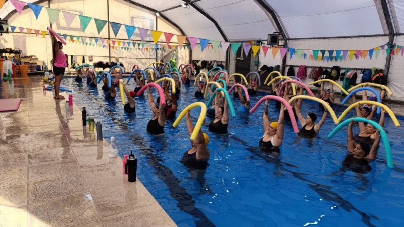 Con el lema "Aqua en acción", el Municipio de Tigre realizó una nueva Masterclass de Aquagym en Don Torcuato