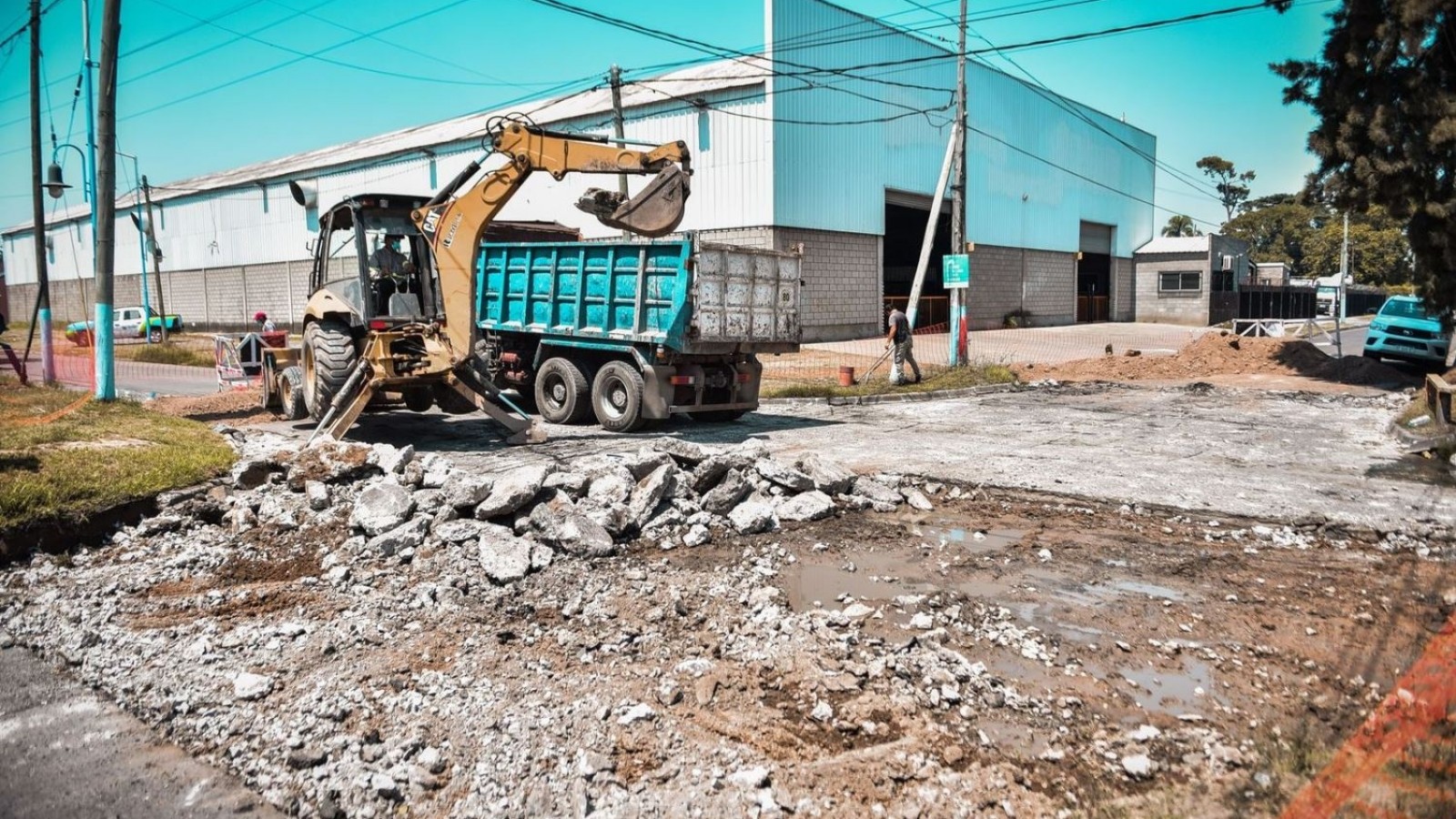 Sujarchuk y Ramil supervisaron obras viales en Garín, Maquinista Savio y Matheu
