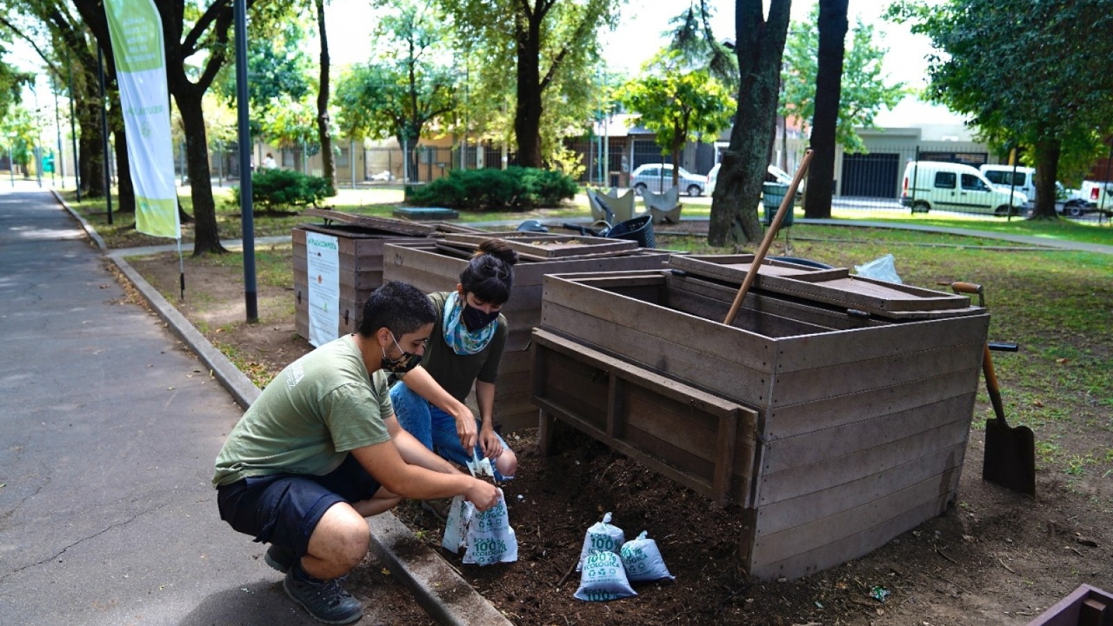 Vicente López realizó una nueva jornada de compostaje