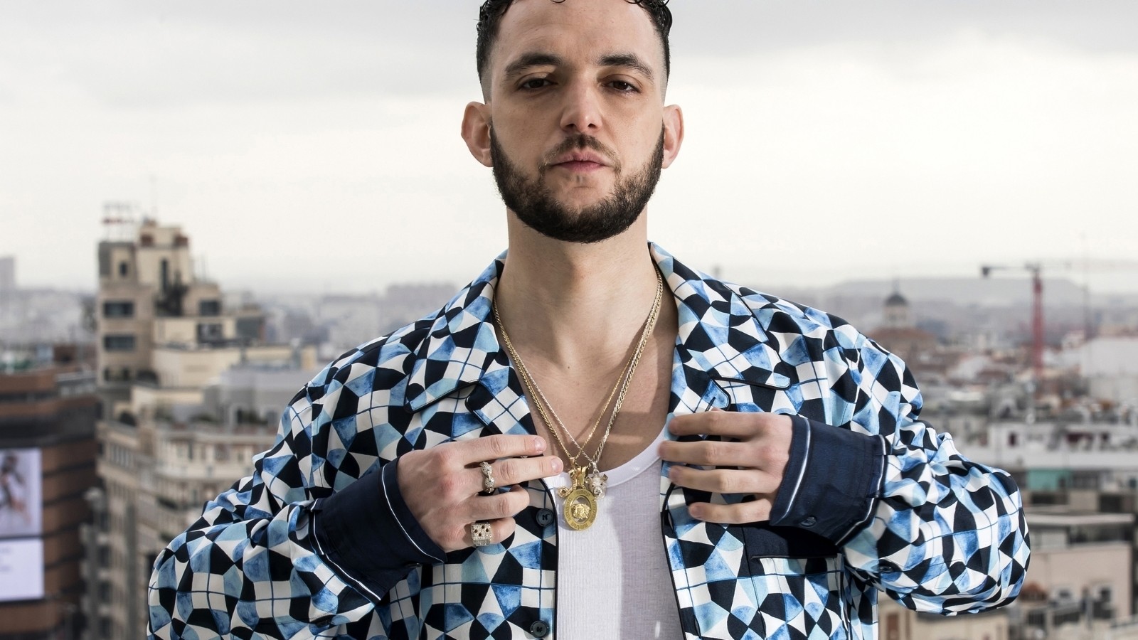 A pocas horas de su show, el español C. Tangana cancela su participación en Lolapalooza Argentina