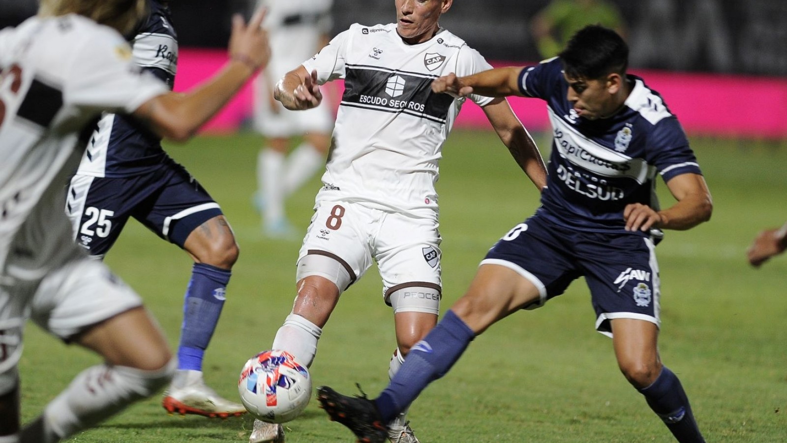 Platense cayó ante Gimnasia en Vicente López