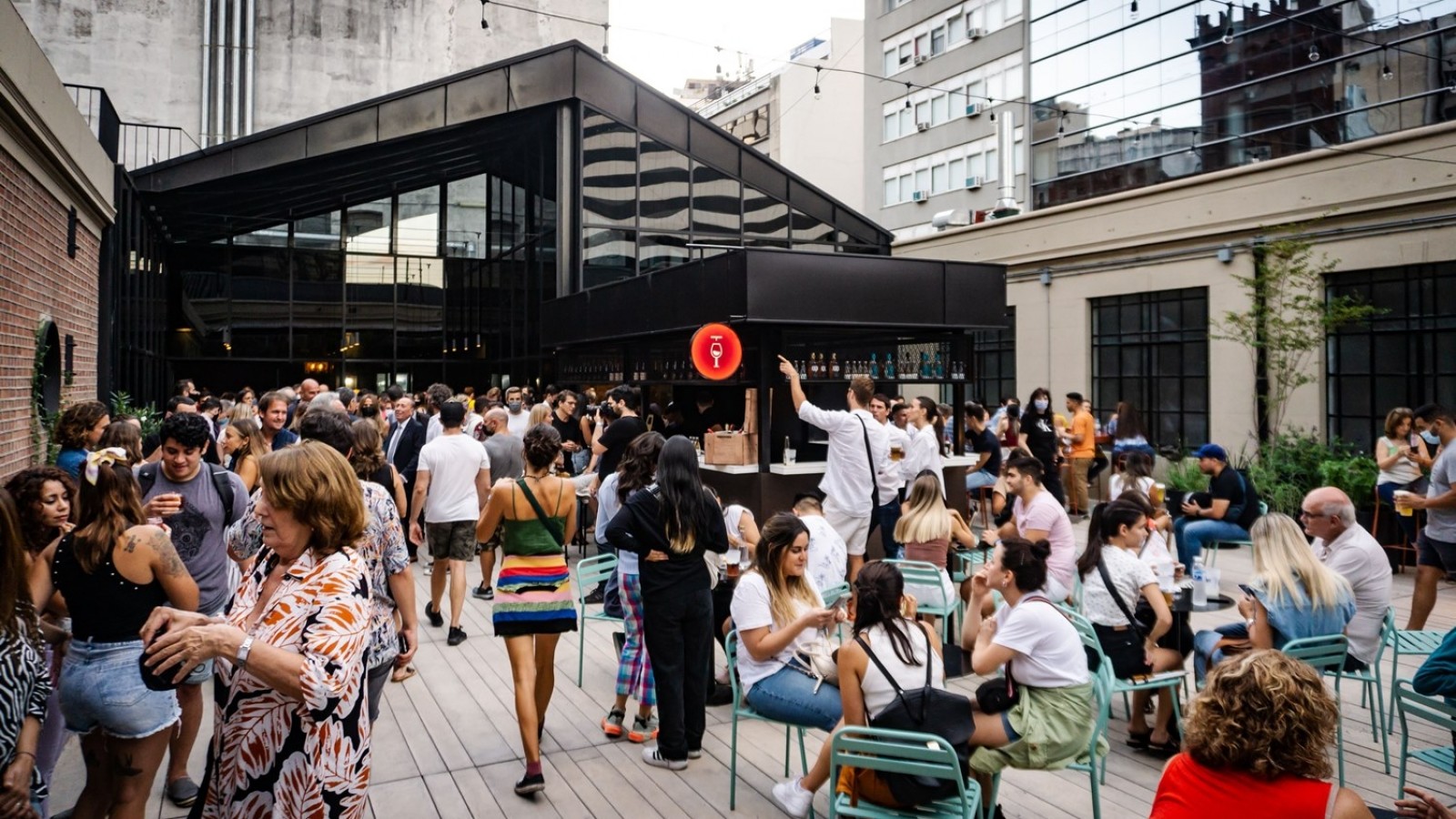 Mercado de los Carruajes: un paseo gourmet con una impronta saludable y sustentable