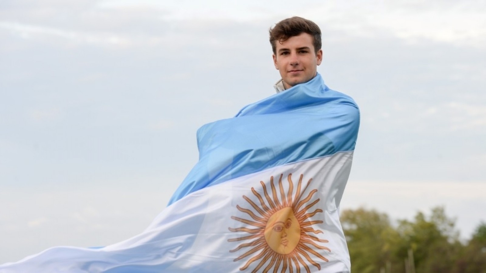 "Estoy sin entrenar y más cerca de dejar la náutica", admitió el campeón olímpico Cittadini