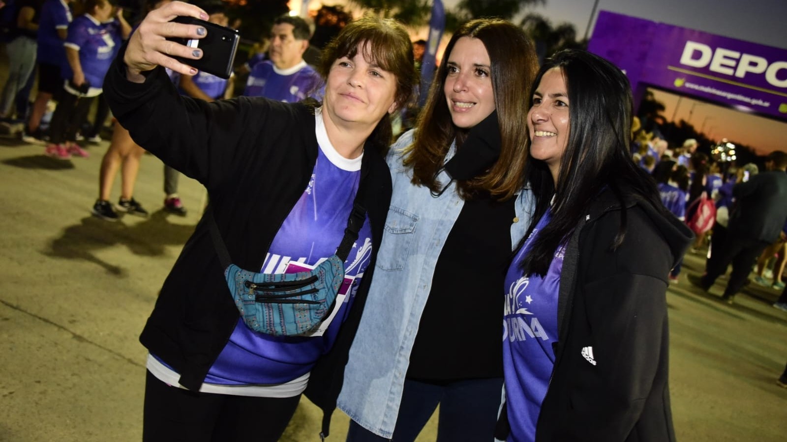 Se realizó la primera “Milla Nocturna” en Malvinas Argentinas