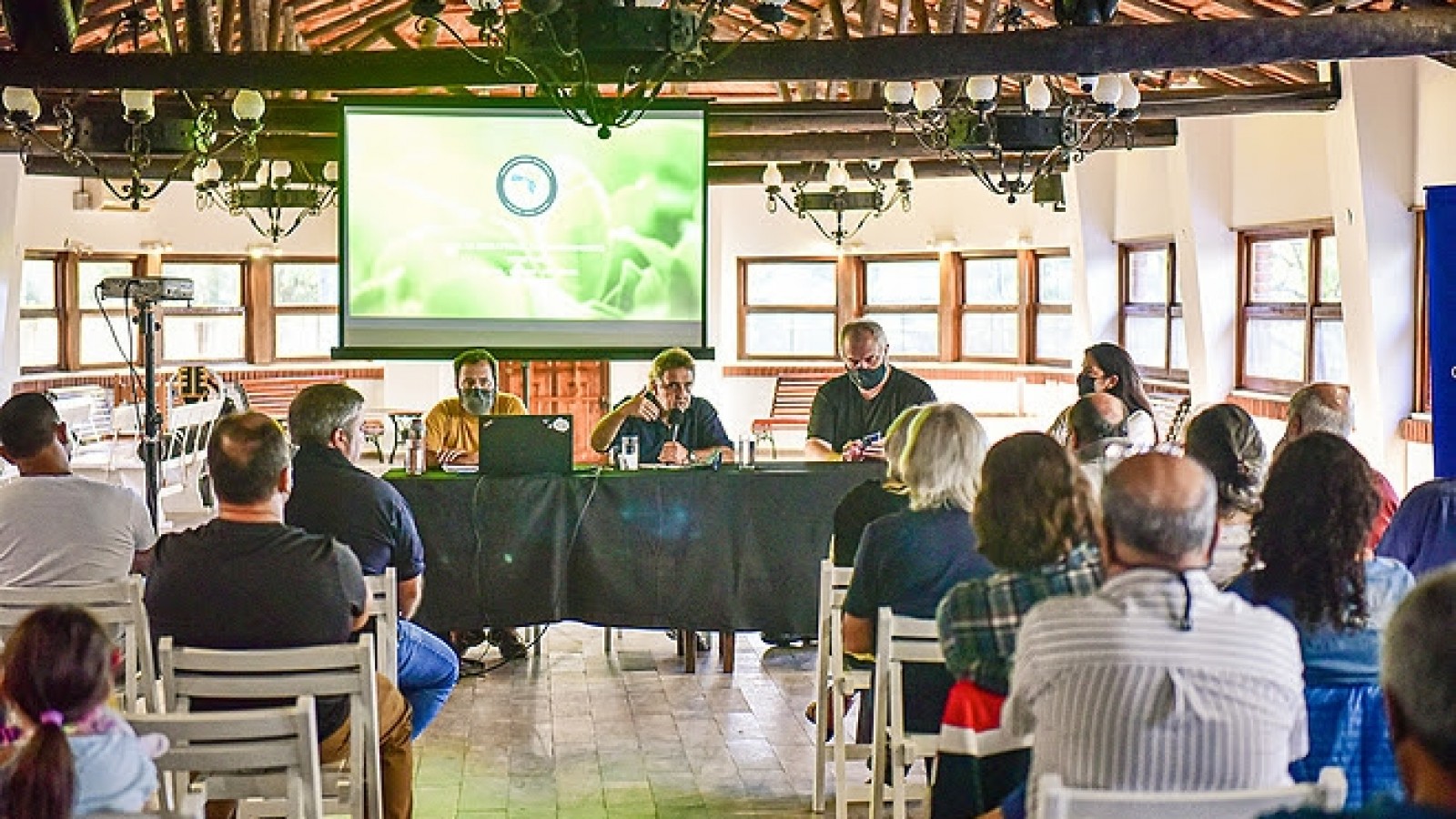 Junto a más de 700 vecinos, Escobar ya elabora un Código de Ordenamiento Territorial