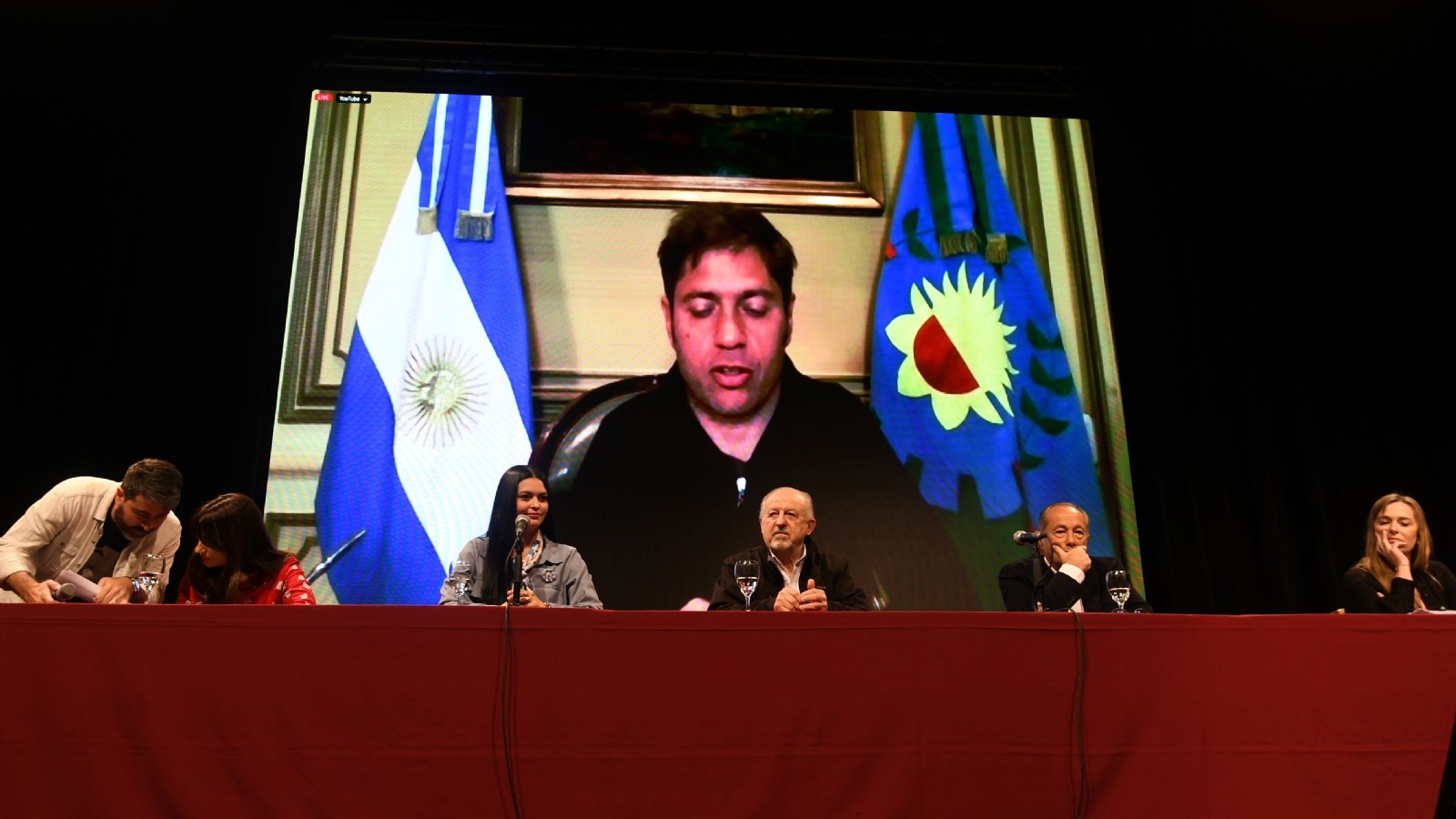 Kicillof: “Sin independencia económica, no hay justicia social y se pone en jaque la democracia”