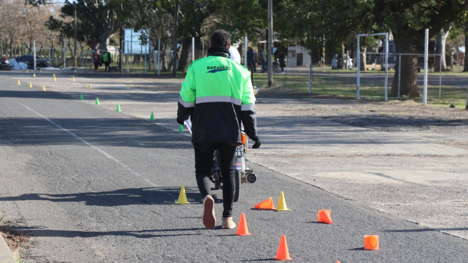 Por primera vez los exámenes de conducir se realizan en el Baradero Auto Club