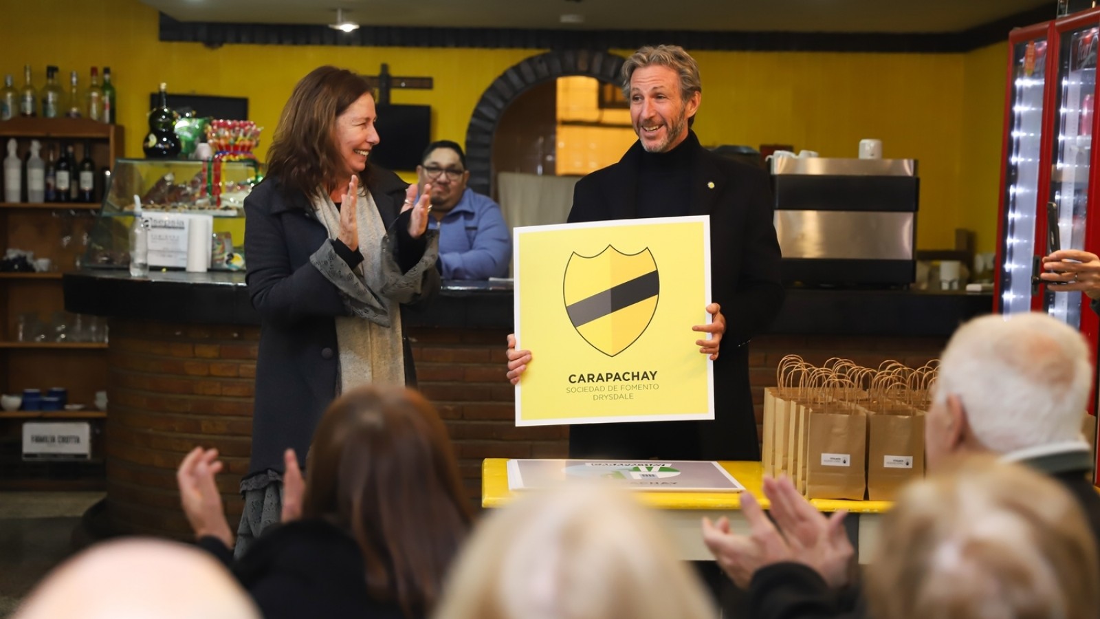 Carapachay presentó a sus Íconos