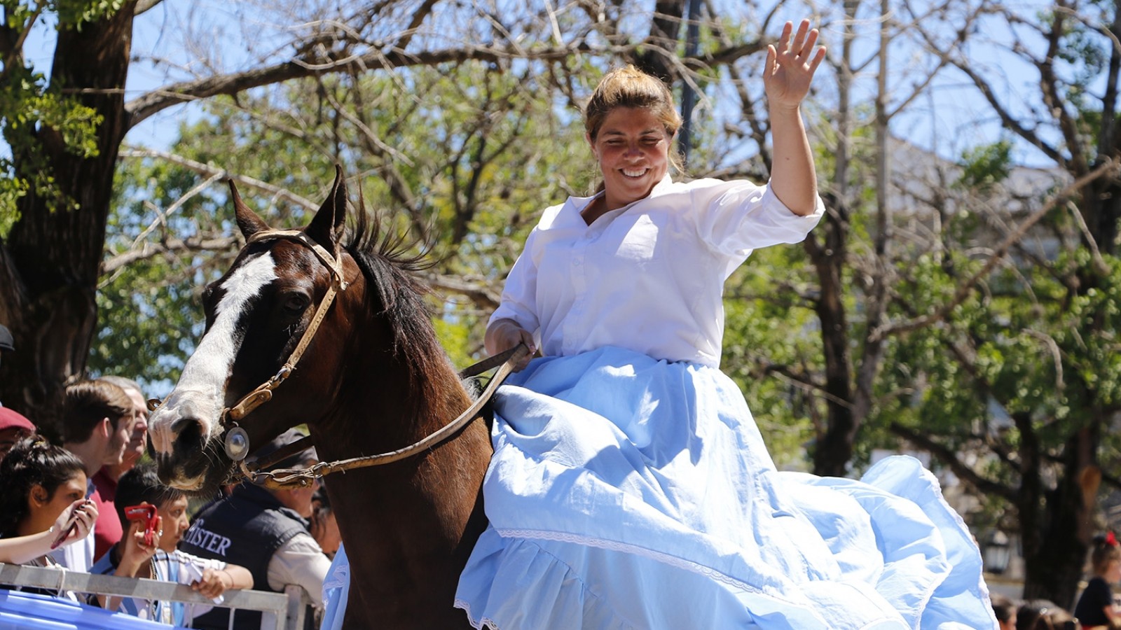 "Los 135 municipios están vacunando", afirmó funcionaria bonaerense