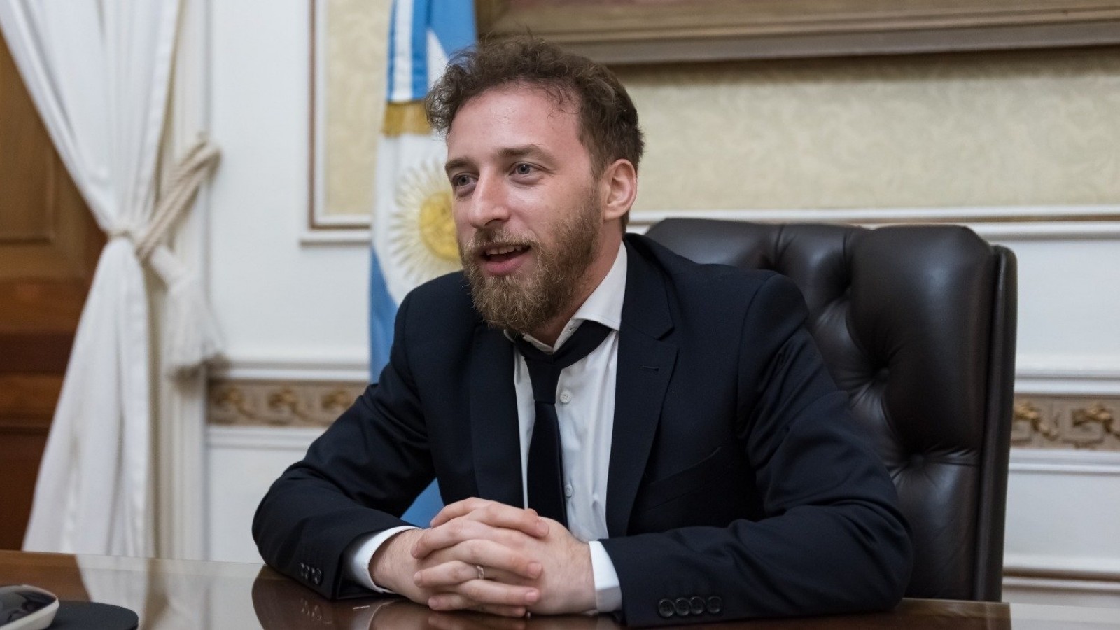 Otermín destacó la campaña de vacunación en la Provincia y la temporada de verano en La Costa