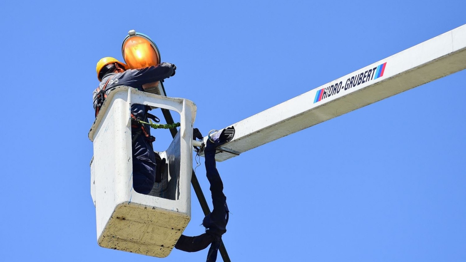 La Municipalidad de Escobar reparó 632 puntos de luz e instaló 33 nuevas columnas con luminarias LED