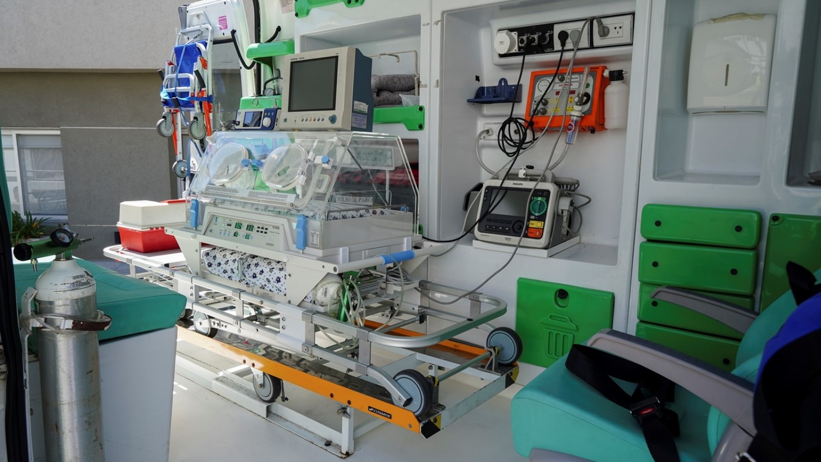 Jorge Macri recorrió la Maternidad Santa Rosa