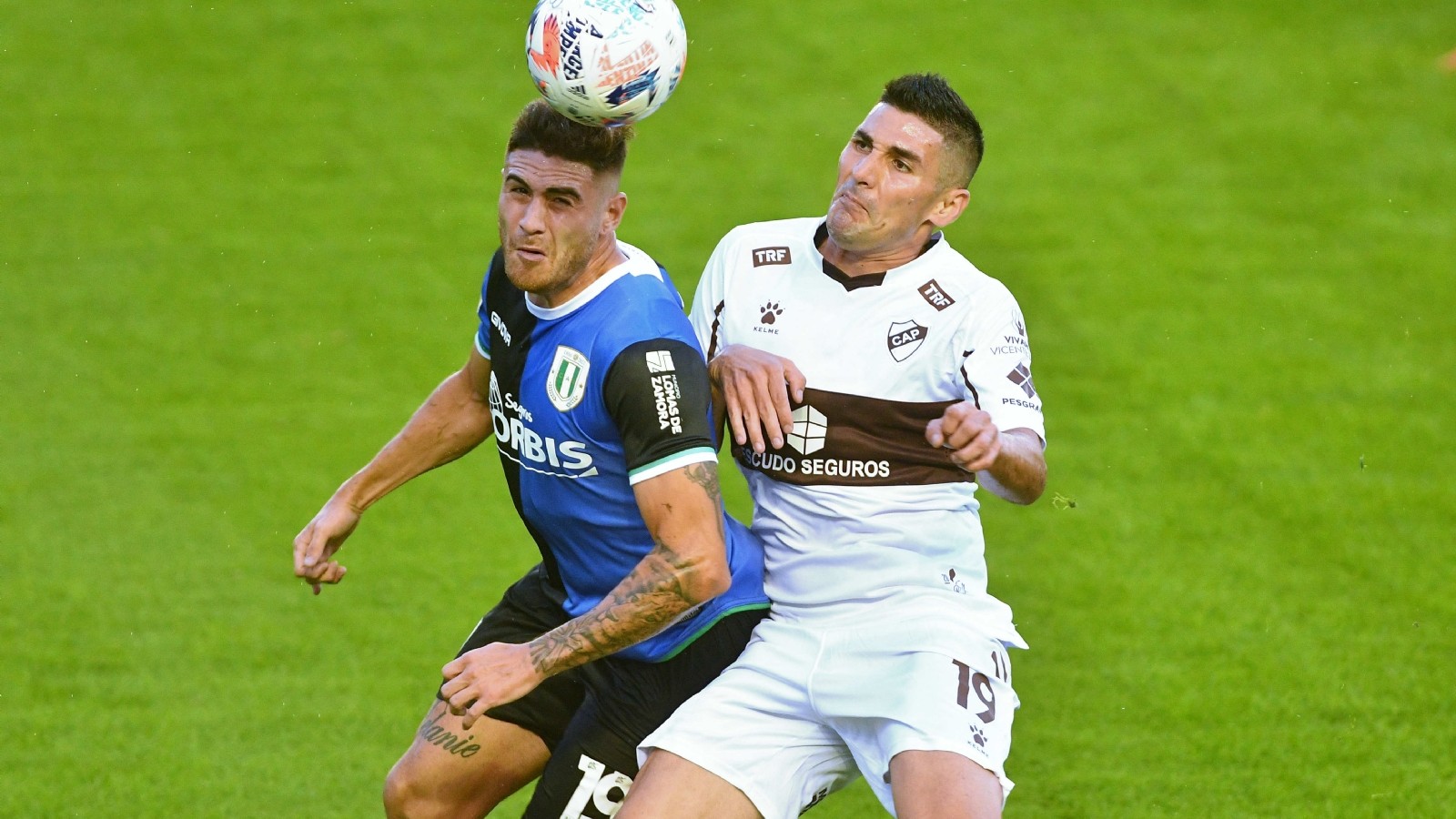 Platense venció a Banfield de visitante y lo alejó de la zona de clasificación